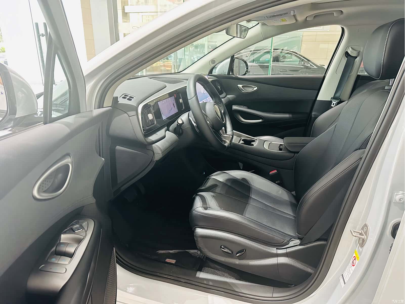 BYD HiAce, 2025 9
