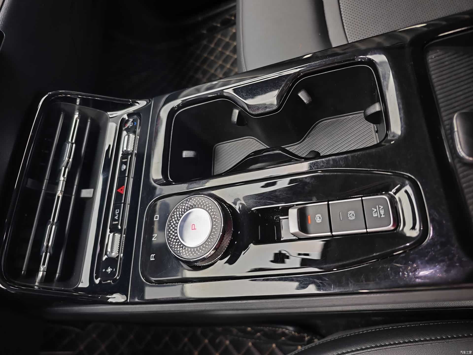 Wuling Starlight, 2023 4
