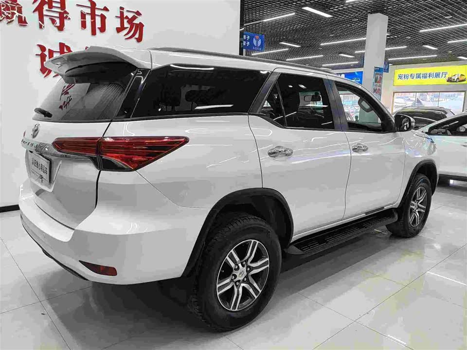 Toyota Fortuner