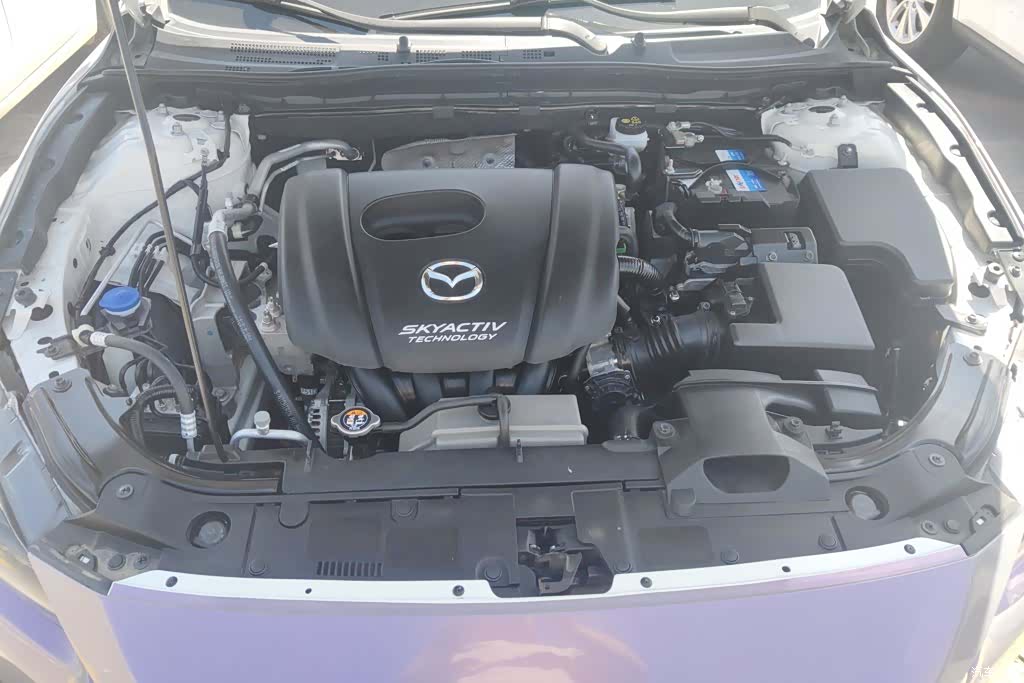 Mazda Mazda3, 2018 10