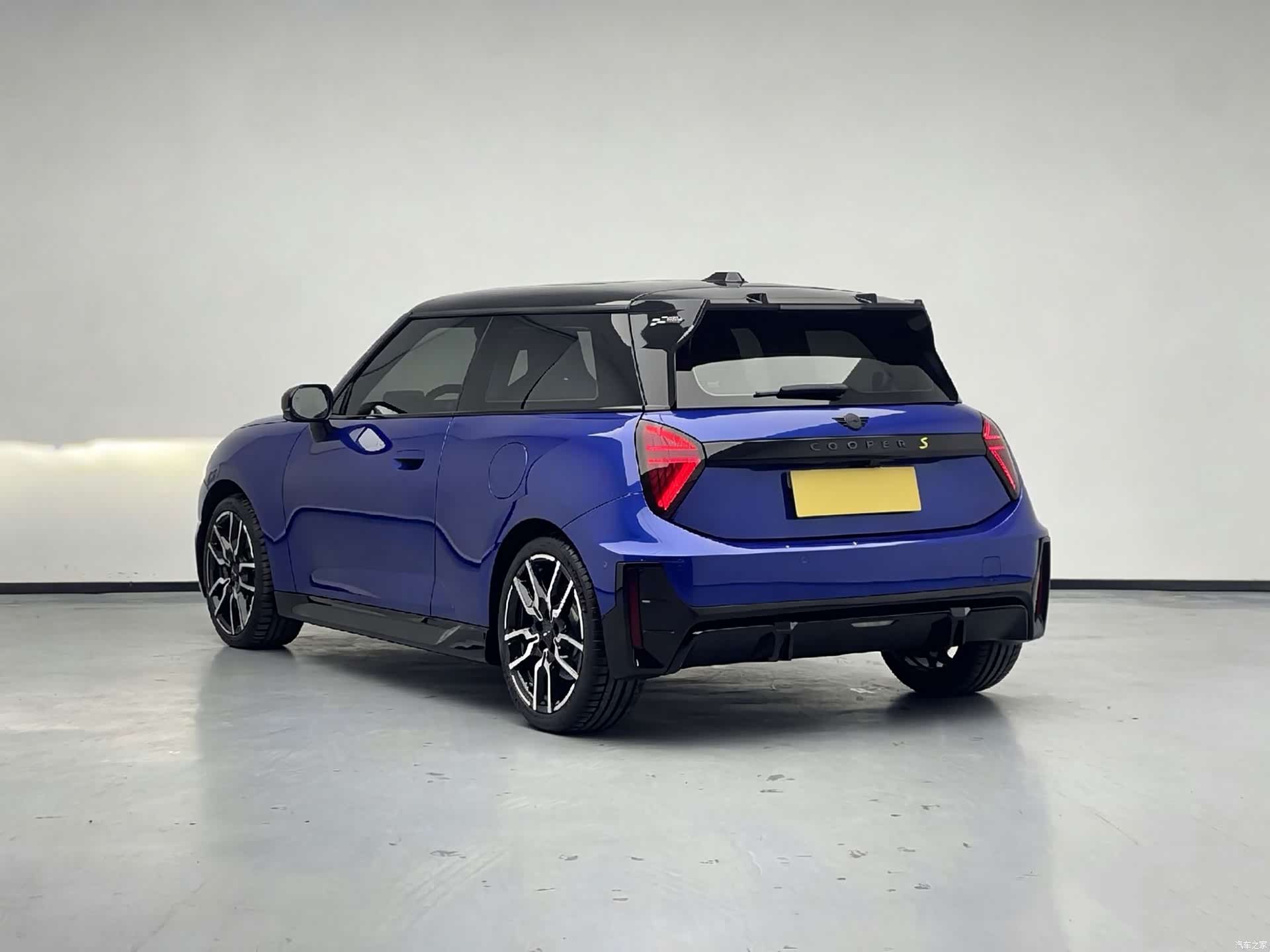 Mini Cooper, 2026 все фото
