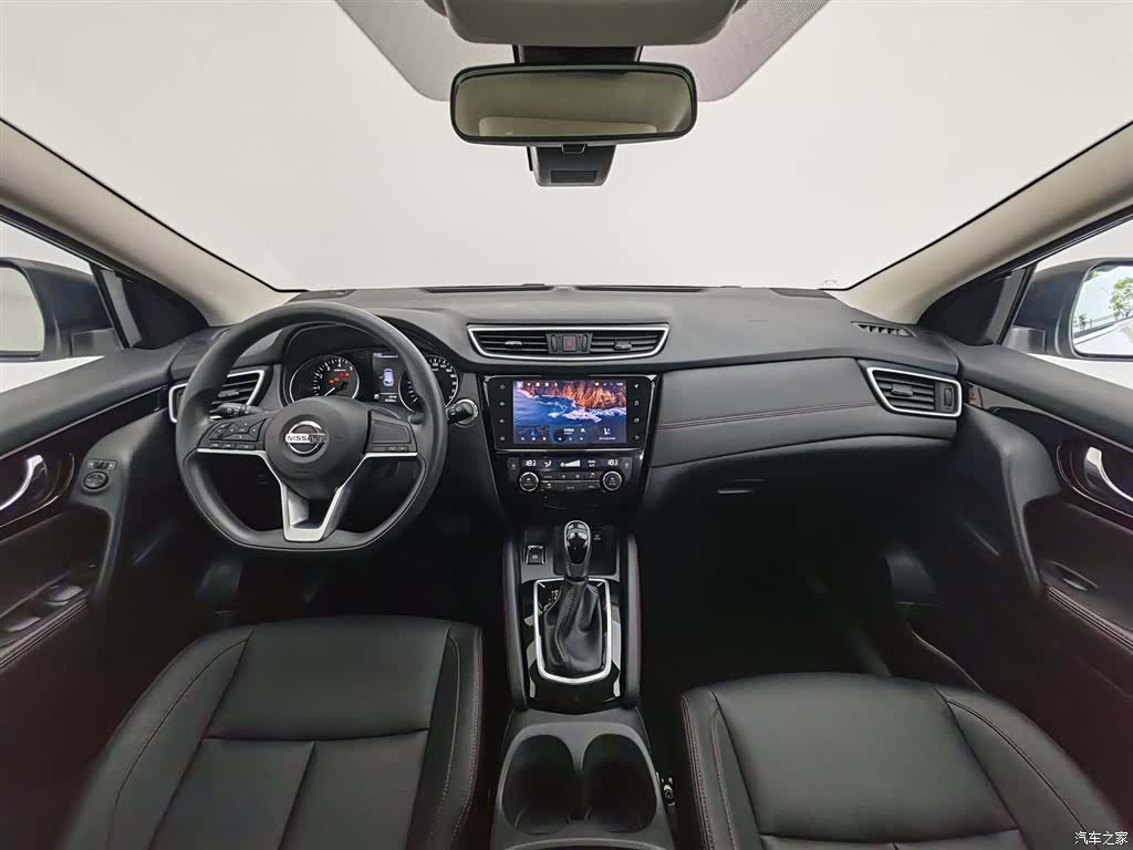 Nissan Qashqai, 2022 все фото