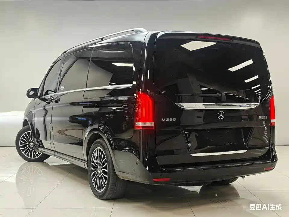 Mercedes-Benz V-class