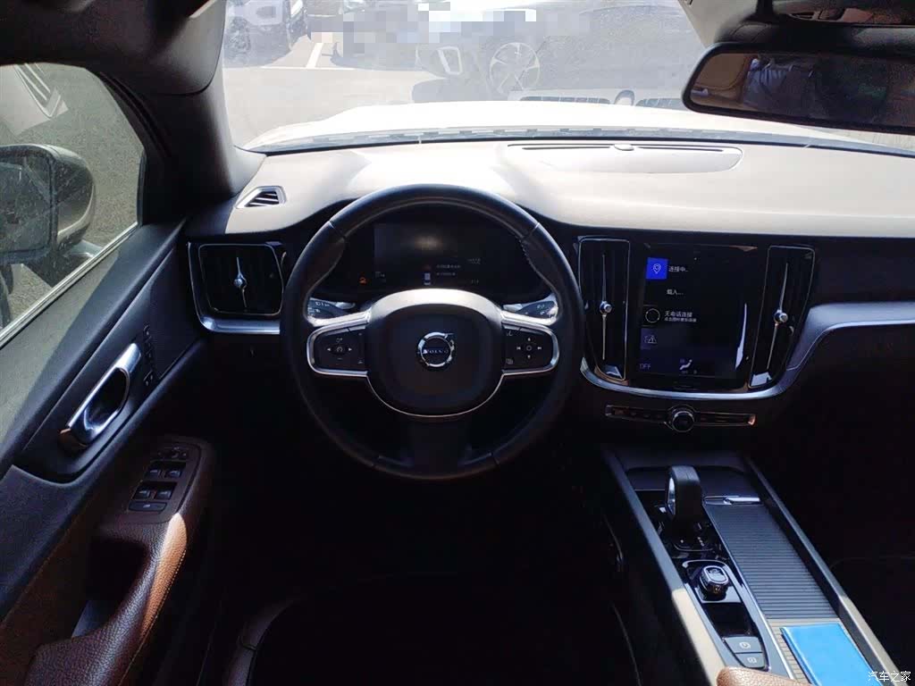 Volvo S60, 2021 3