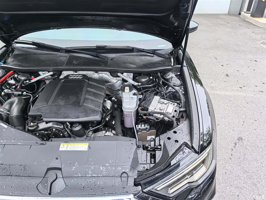 Audi A6L, 2020 24