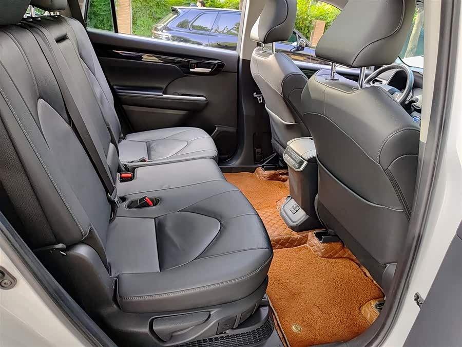 Toyota Highlander 2022, фото 11