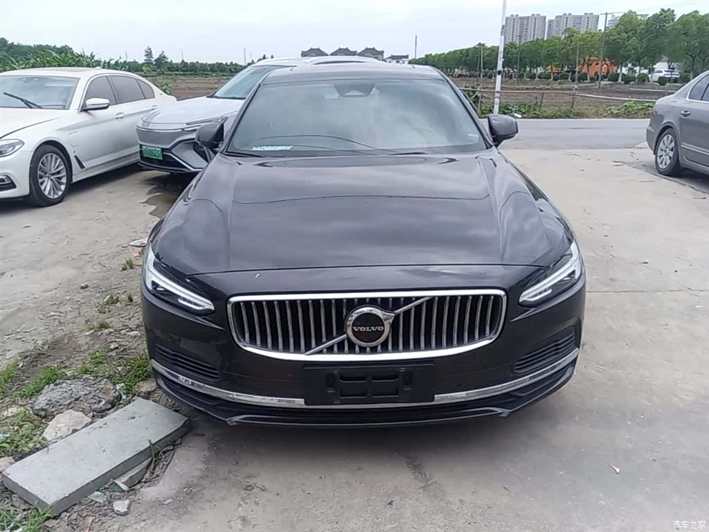 Volvo S90, 2022 3