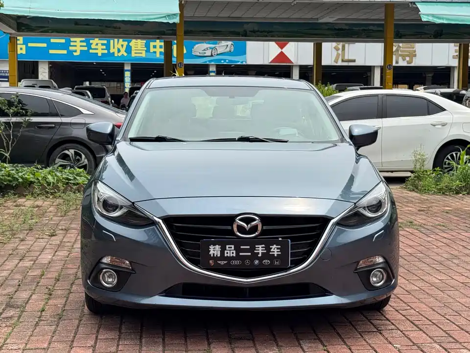 Mazda 3 Angkesaila