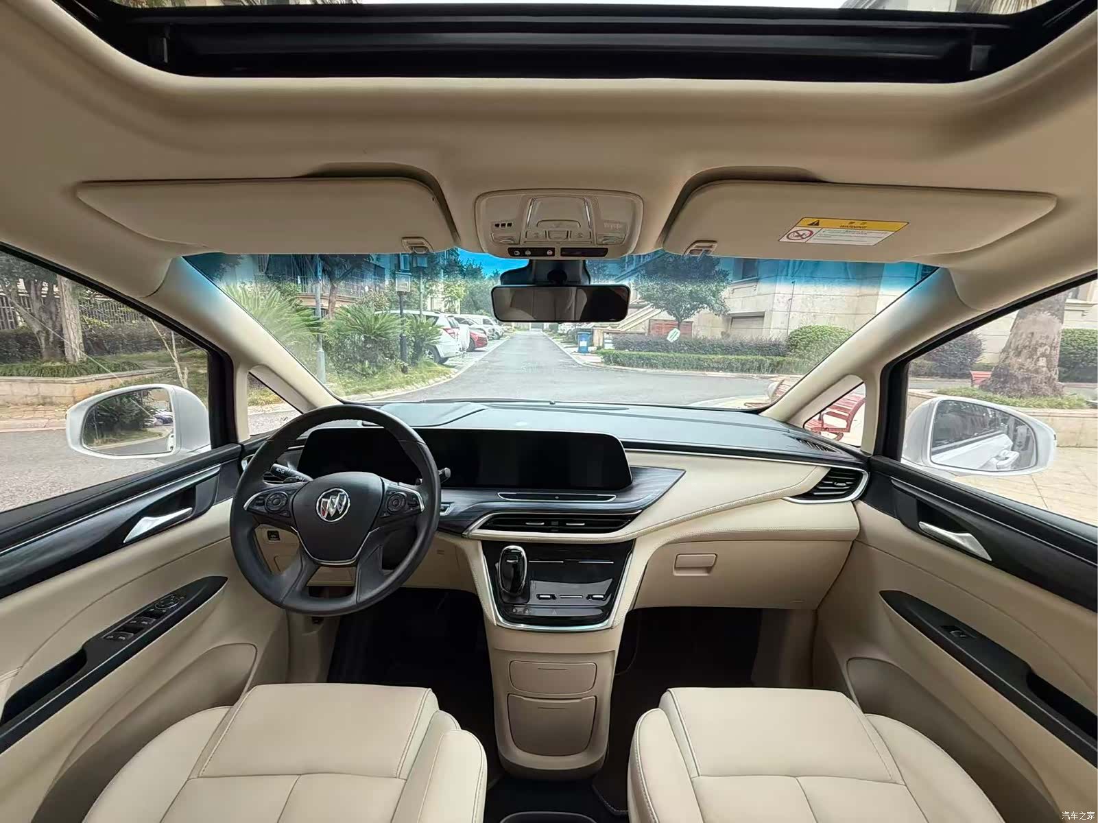Buick GL8, 2022 9