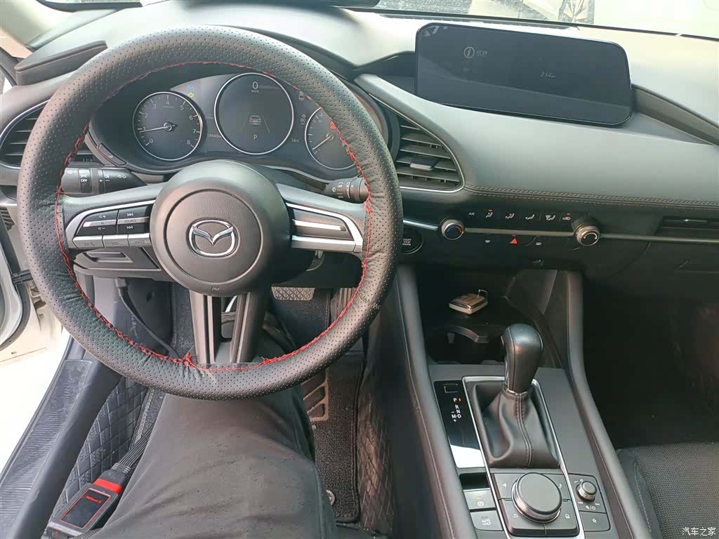 Mazda Mazda3, 2024 10