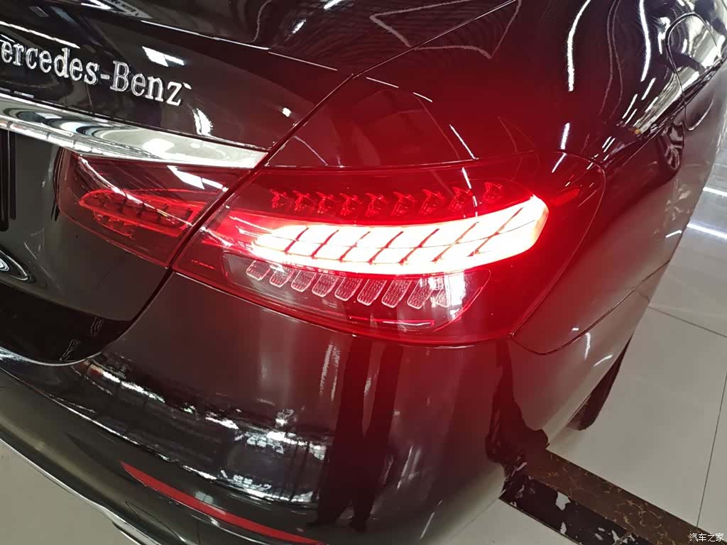 Mercedes-Benz E-Class, 2023 8