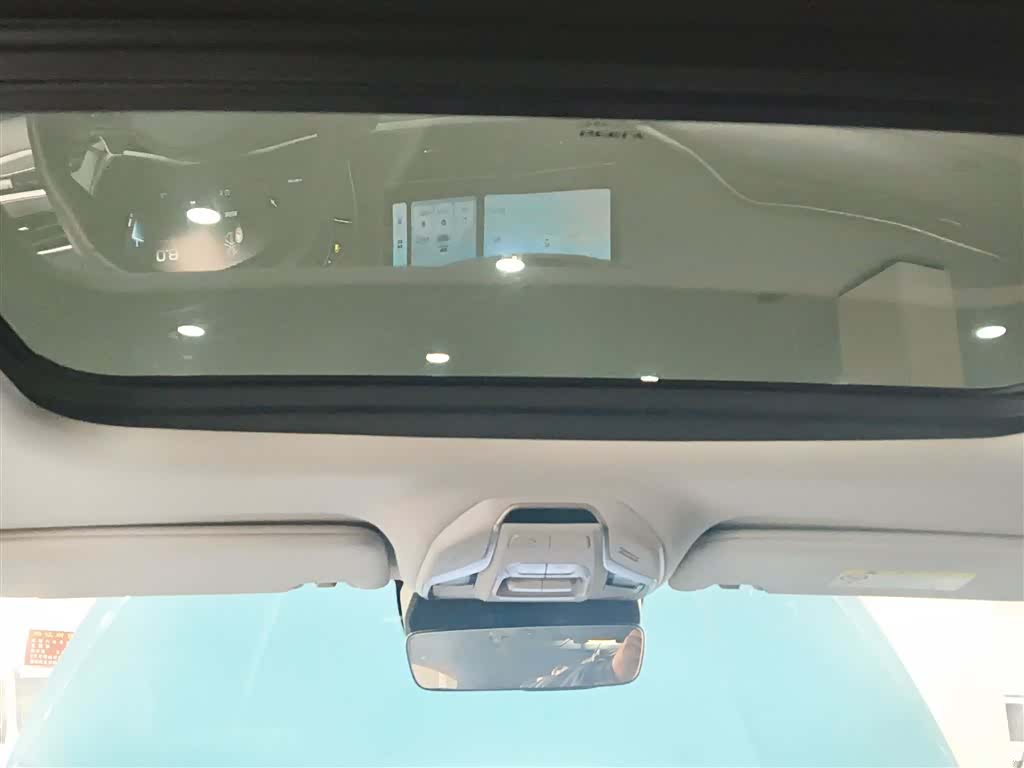 Geely Preface, 2023 14