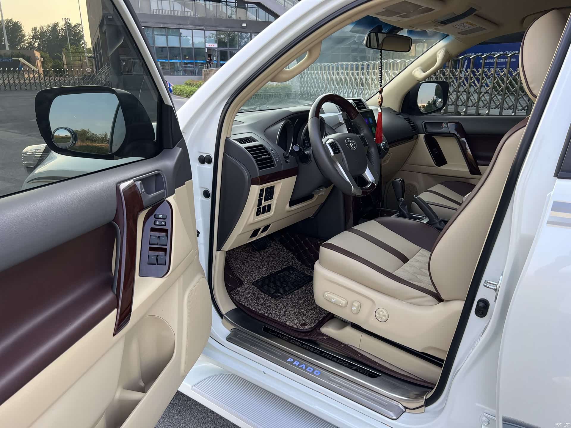 Toyota Prado, 2017 10