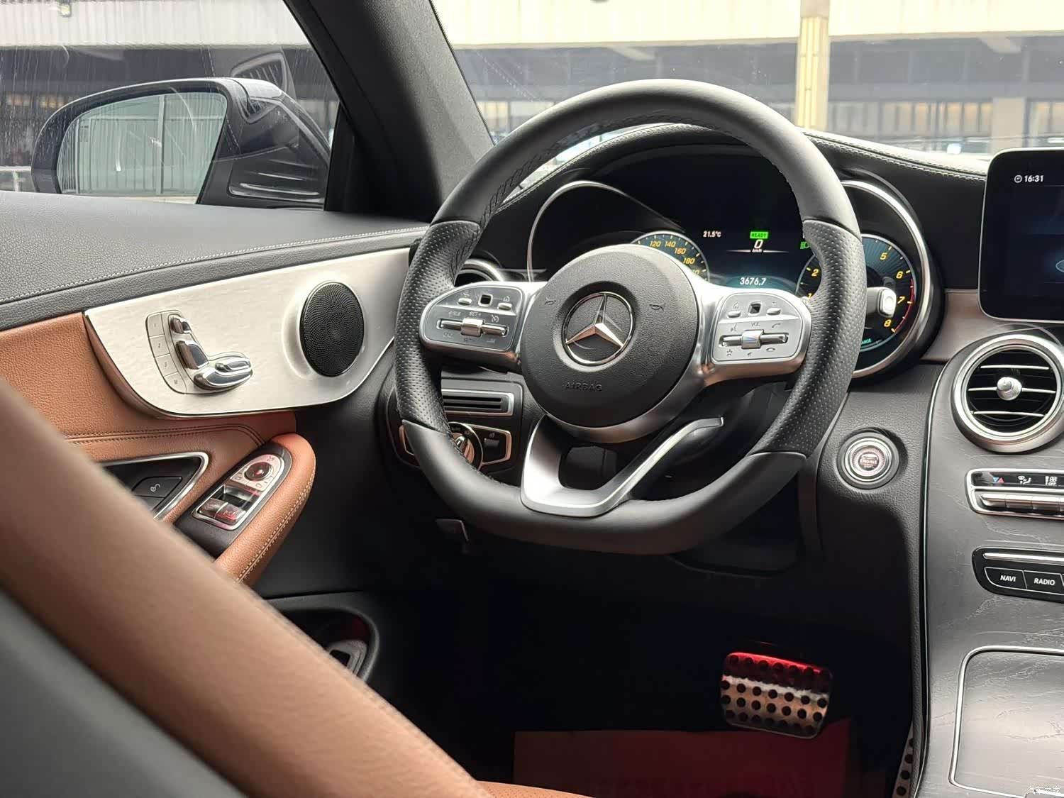 Mercedes-Benz C-Class, 2020 3