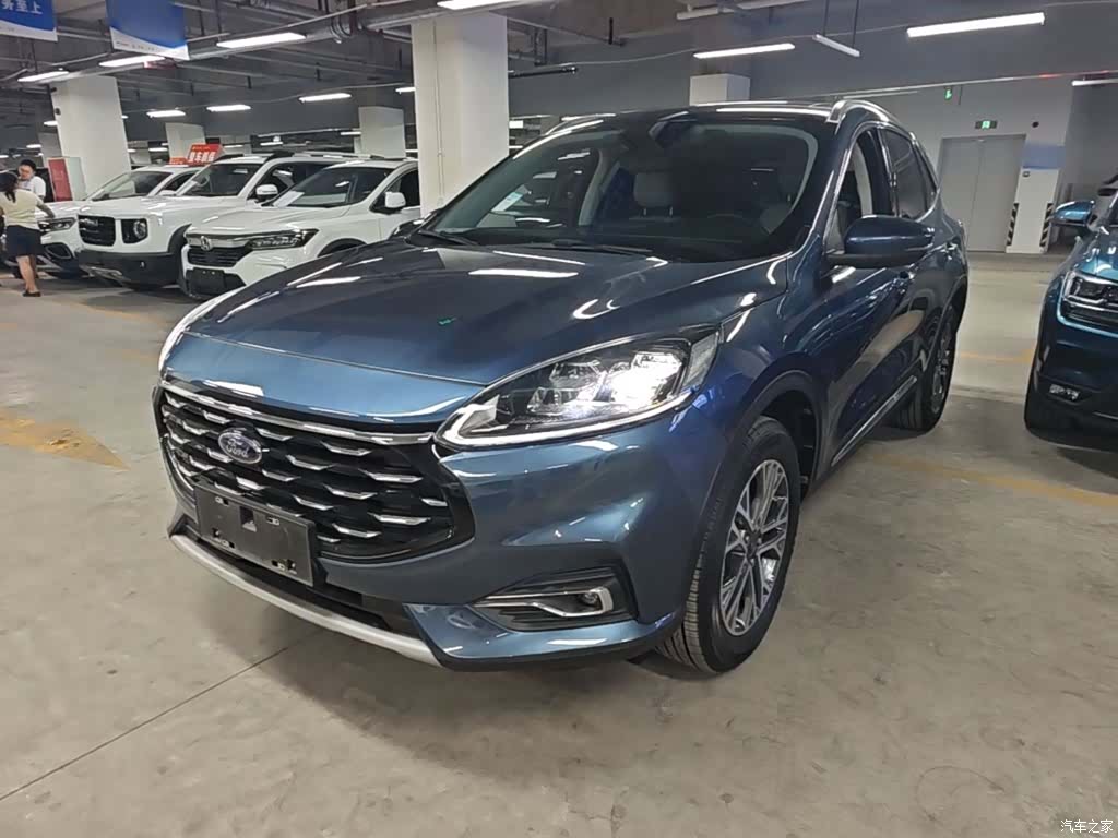 Ford Escape, 2023 2