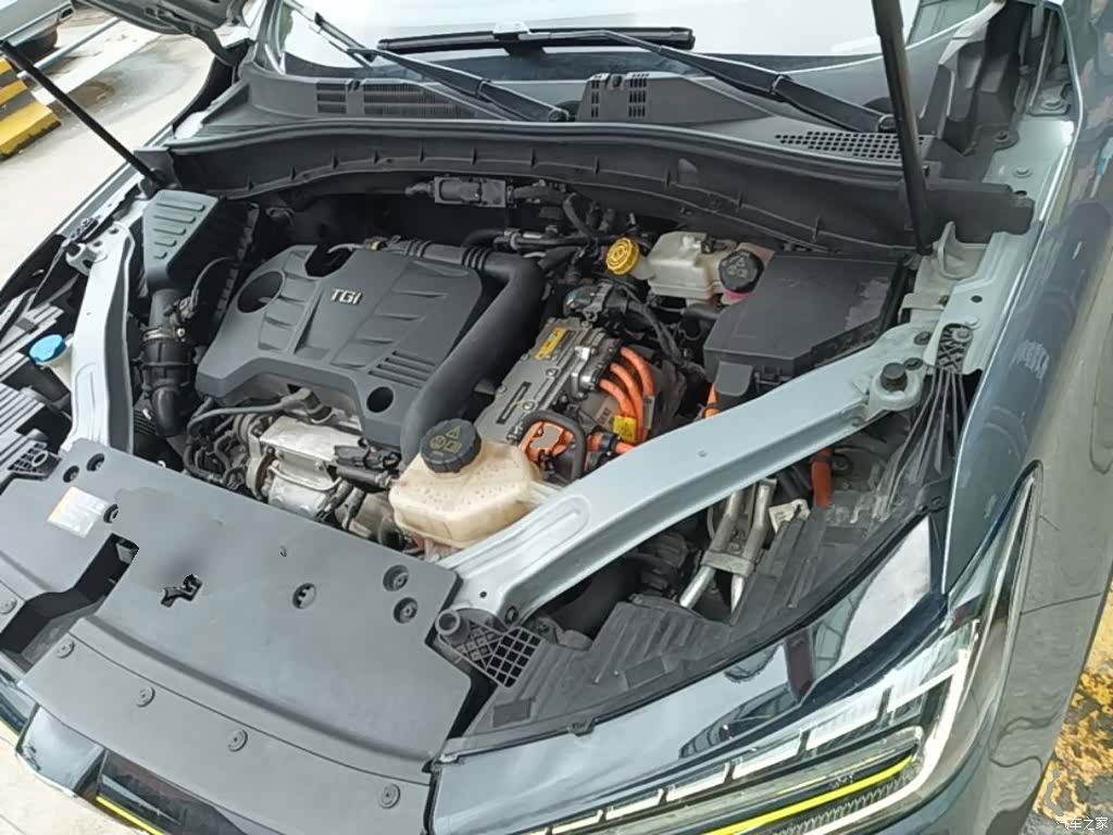 Roewe RX5, 2021 20