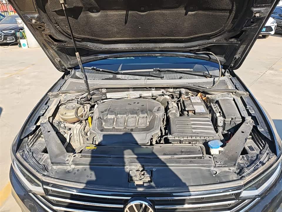 Volkswagen Magotan