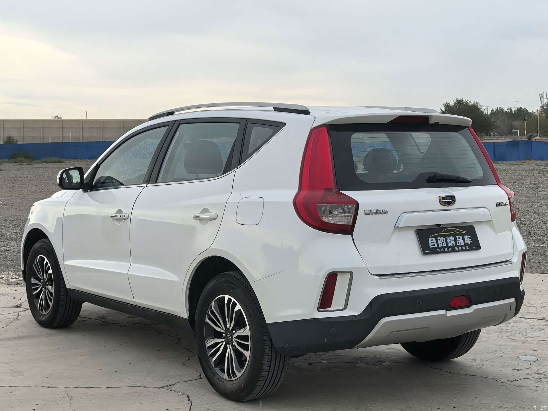 Geely X6, 2017 7