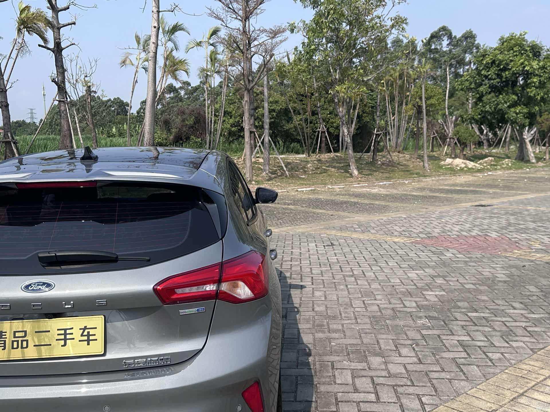 Ford Focus, 2023 12