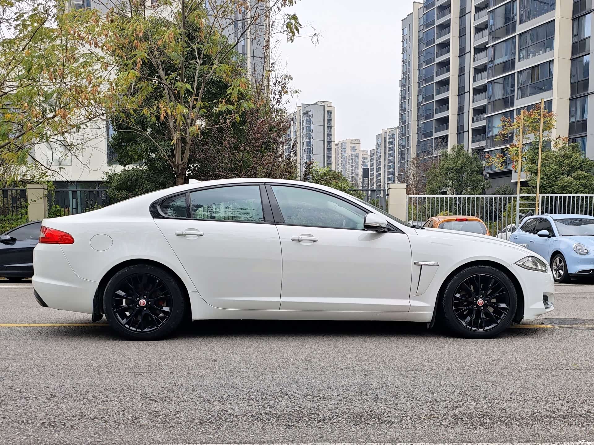 Jaguar XF, 2014 6