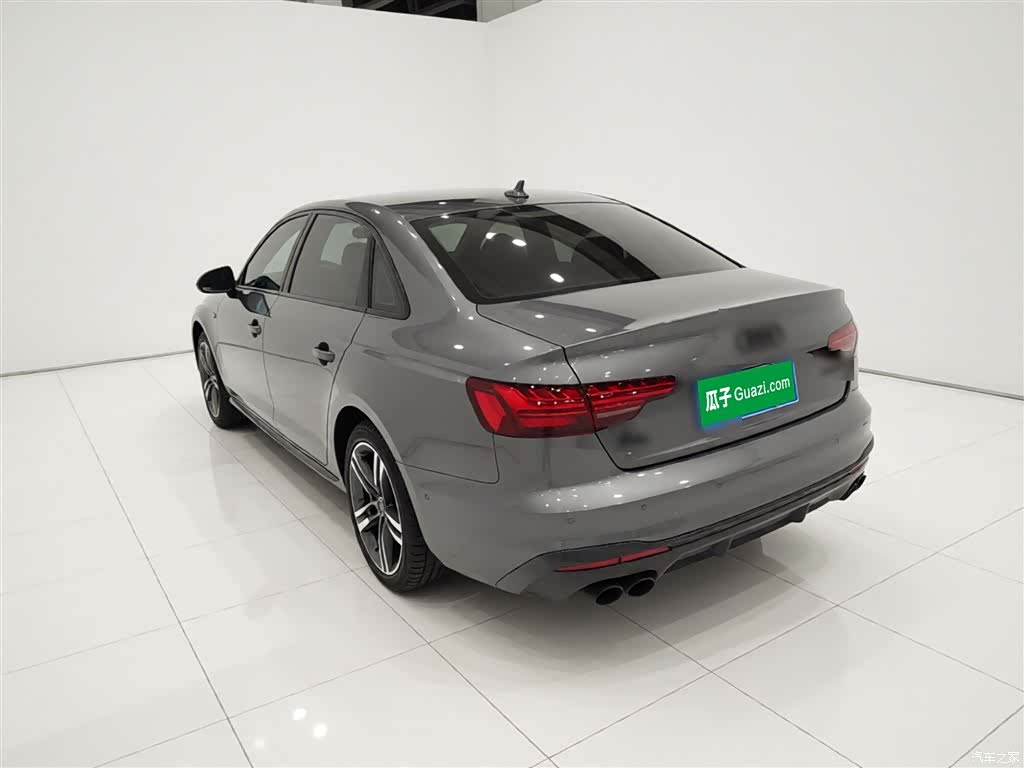 Audi A4L, 2023 все фото