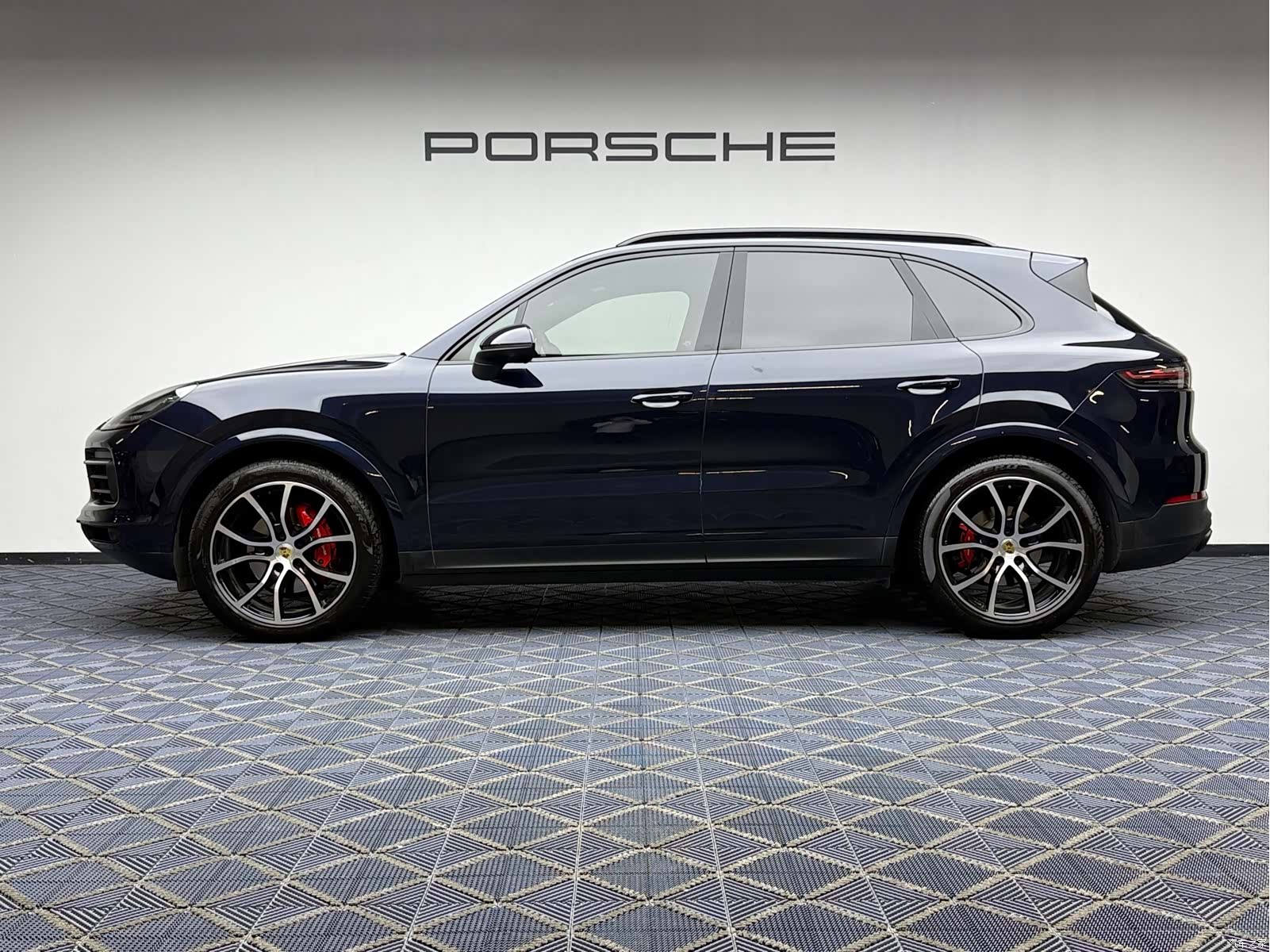 Porsche Cayenne, 2023 12