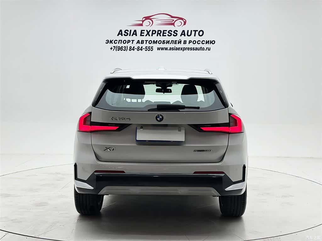 BMW X1, 2023 все фото