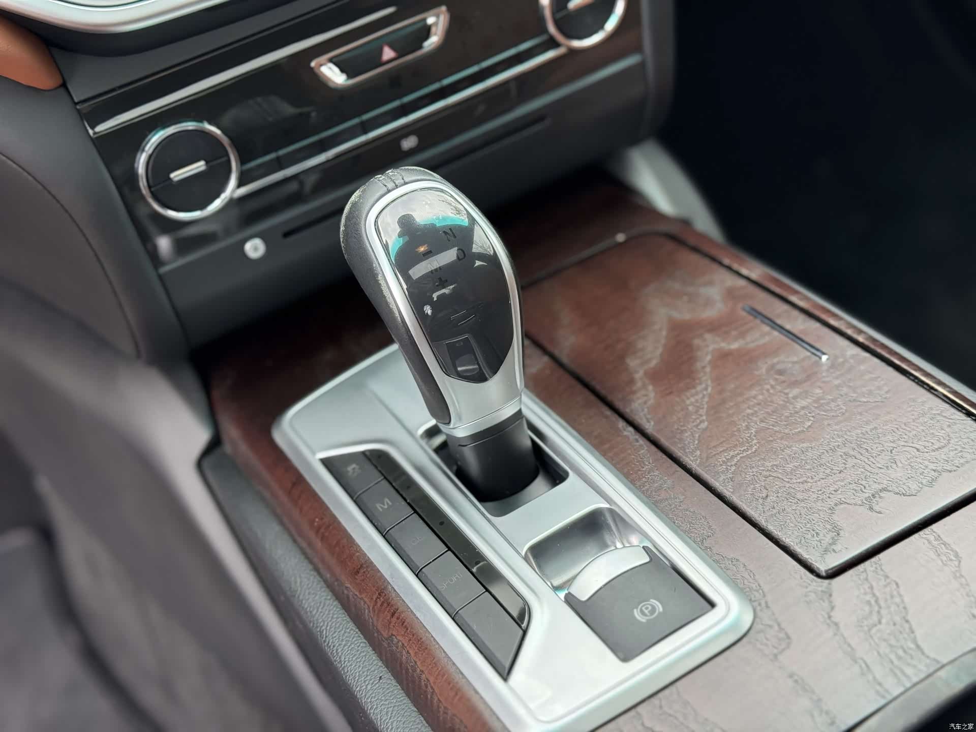 Maserati Ghibli, 2014 15
