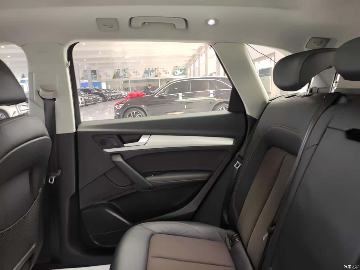 Audi Q5L, 2019 29