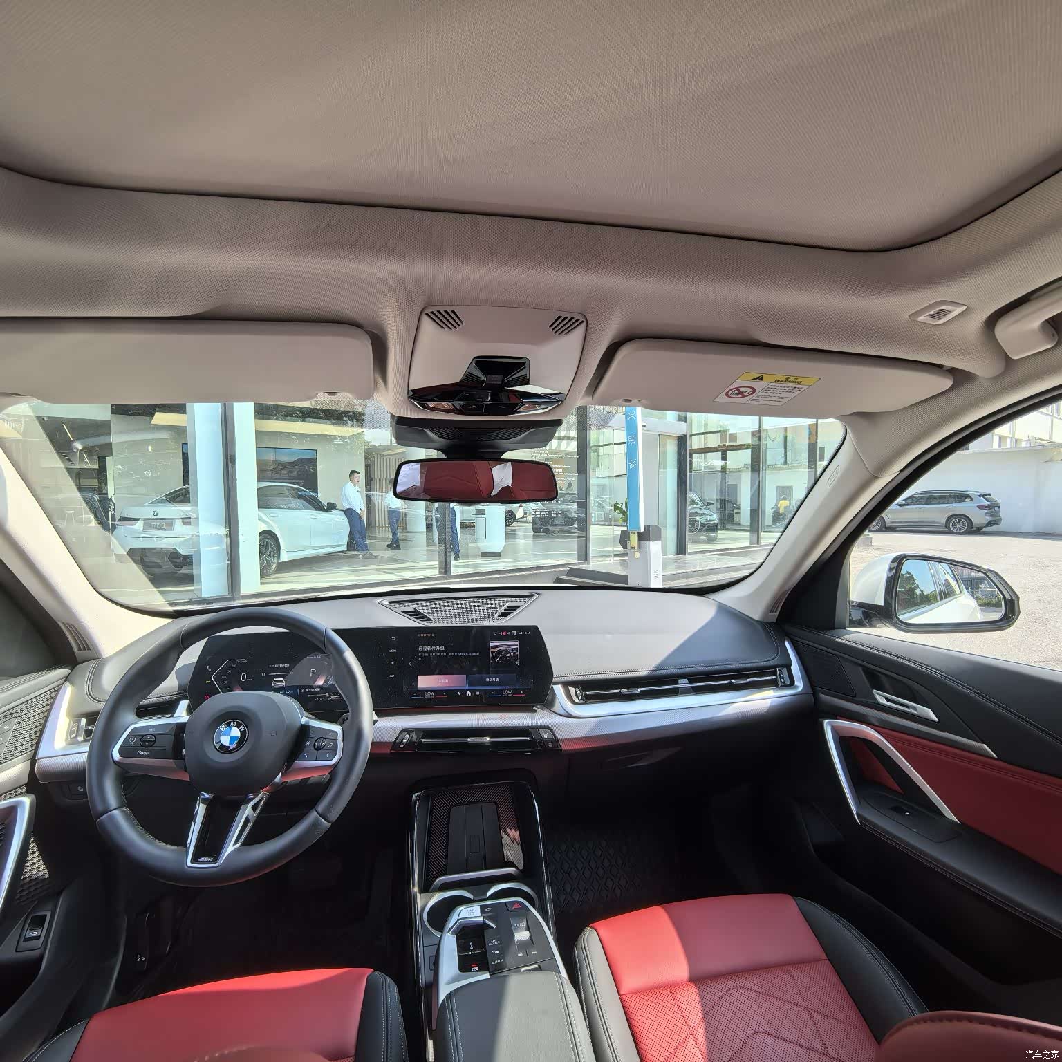 BMW X1, 2025 6