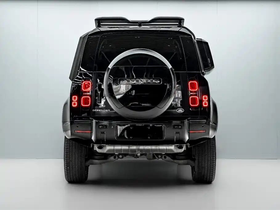 Land Rover guard