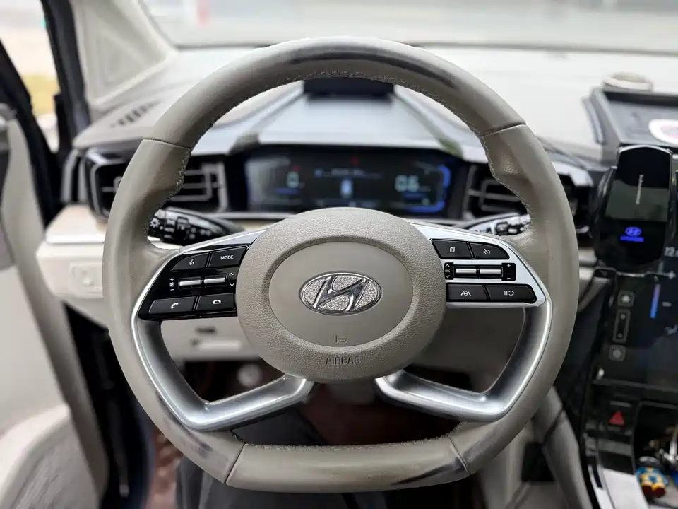 Hyundai Kustu