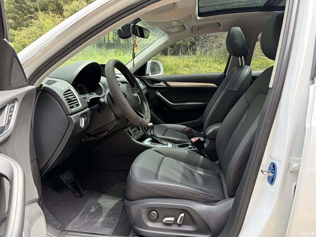 Audi Q3, 2017 11