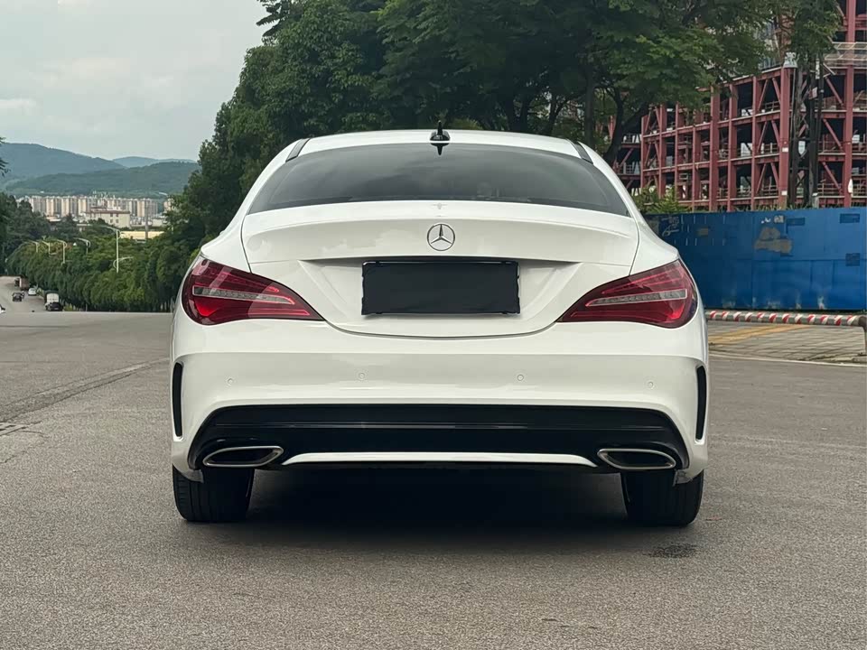 Mercedes-Benz CLA