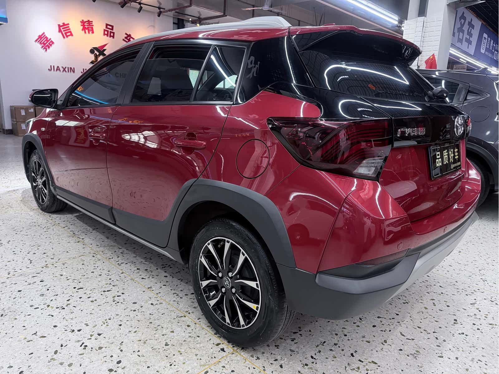 Toyota YARiS L, 2021 все фото