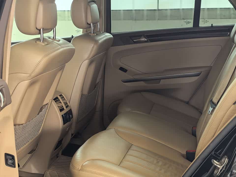 Mercedes-Benz M class