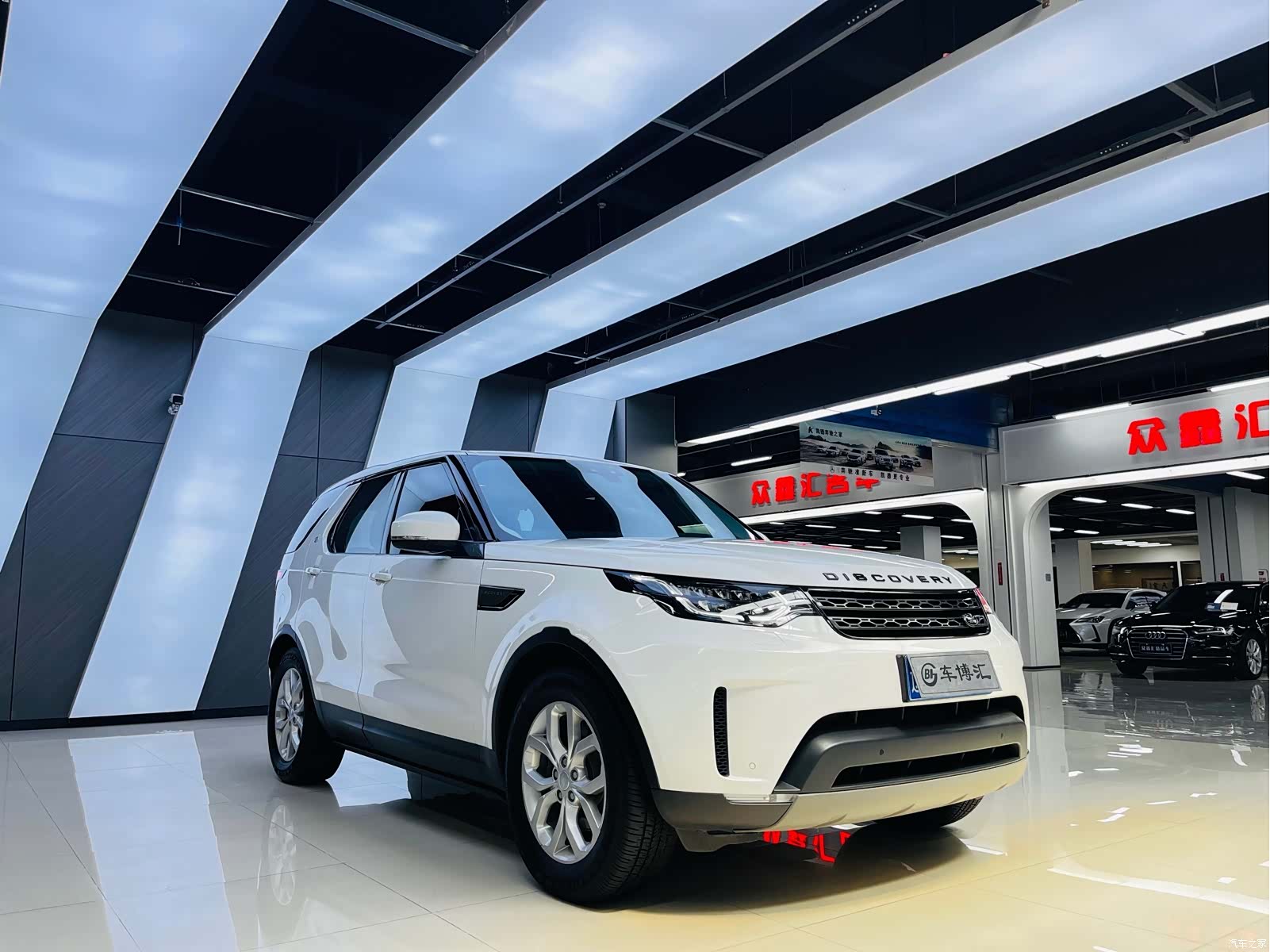 Land Rover Discovery, 2018 3