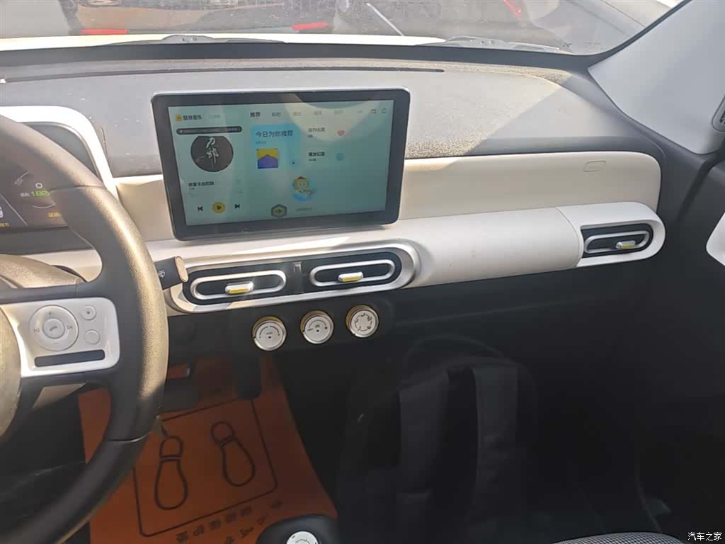 Wuling MINIEV, 2025 13