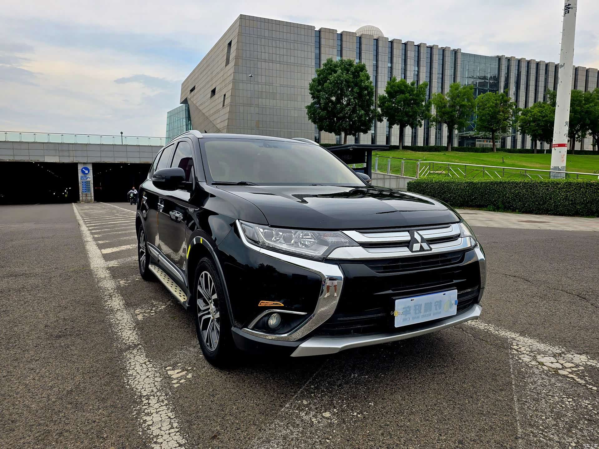 Mitsubishi Outlander, 2018 3