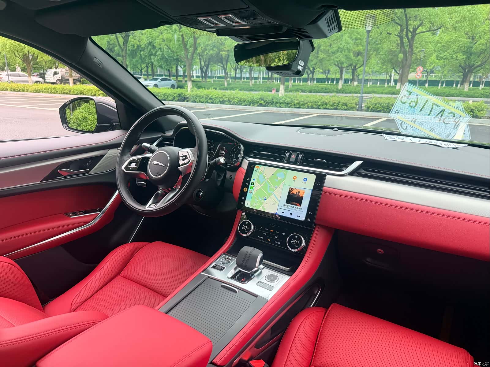 Jaguar F-PACE, 2022 15