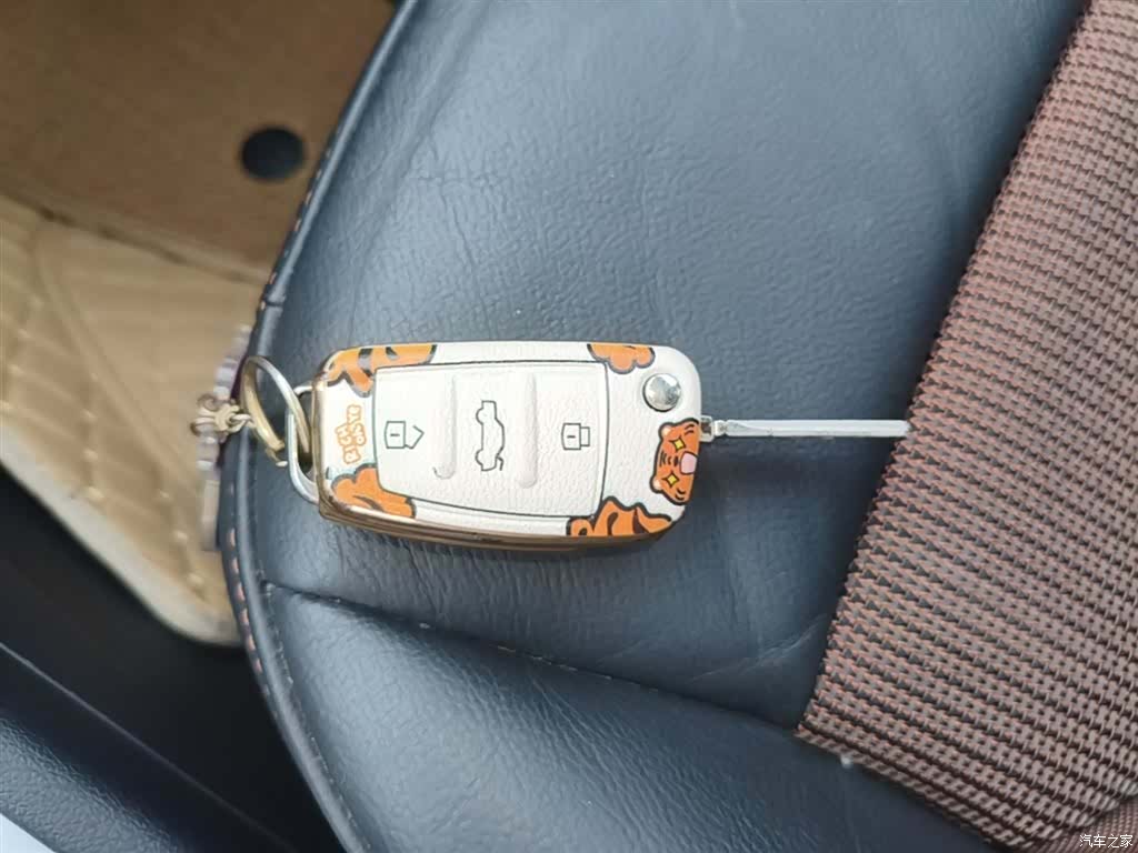 Audi Q3, 2019 9