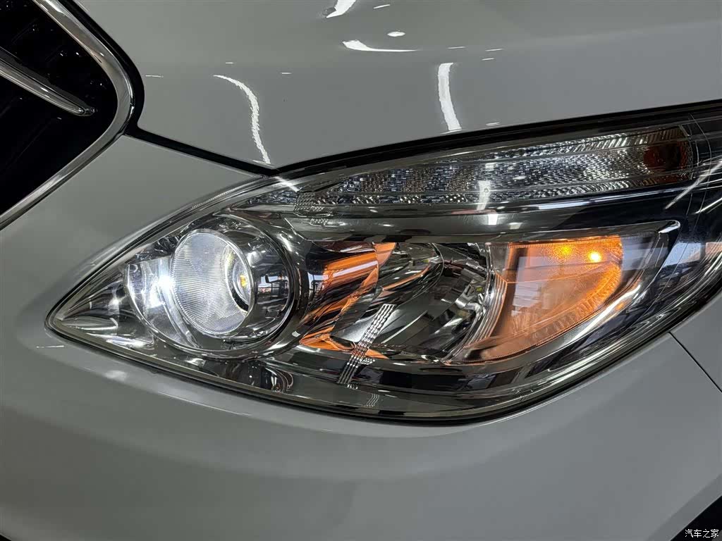 Buick GL8, 2019 8