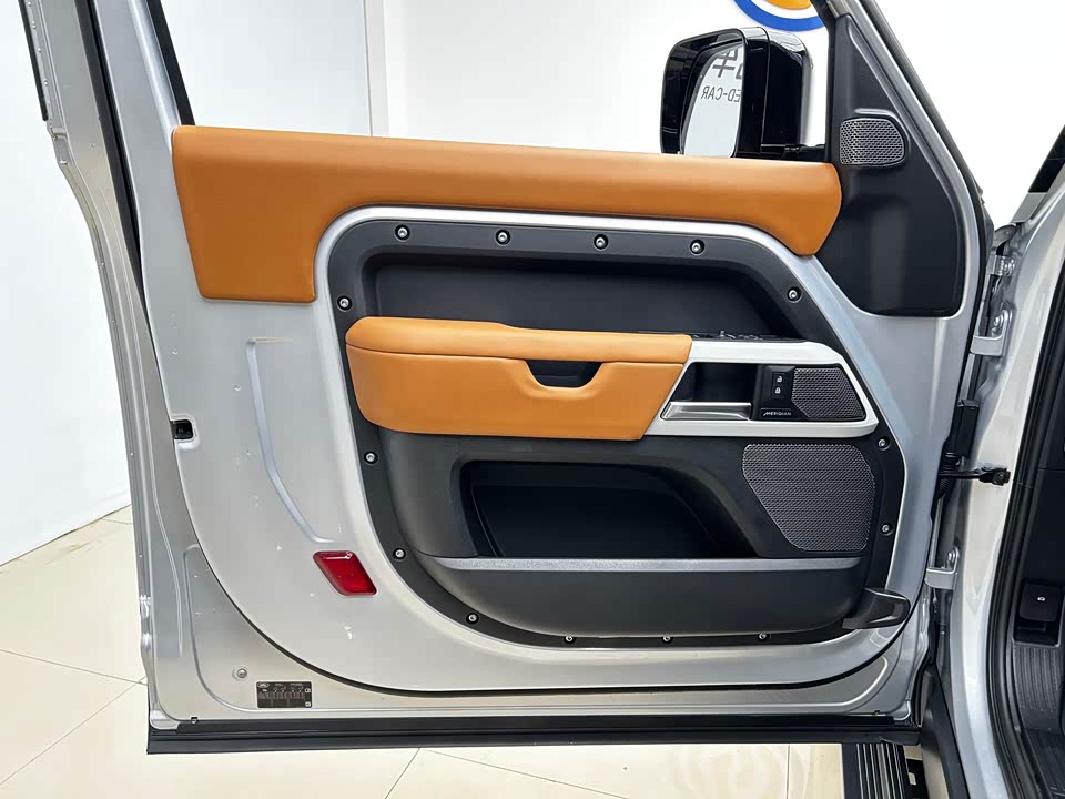 Land Rover guard Land Rover guard