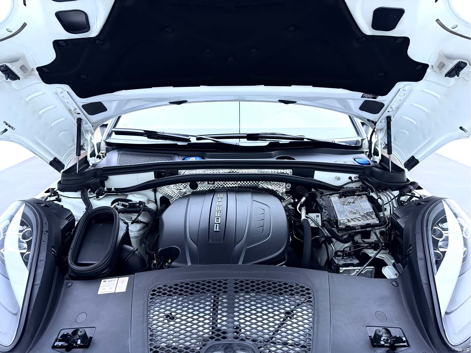 Porsche Macan, 2020 11