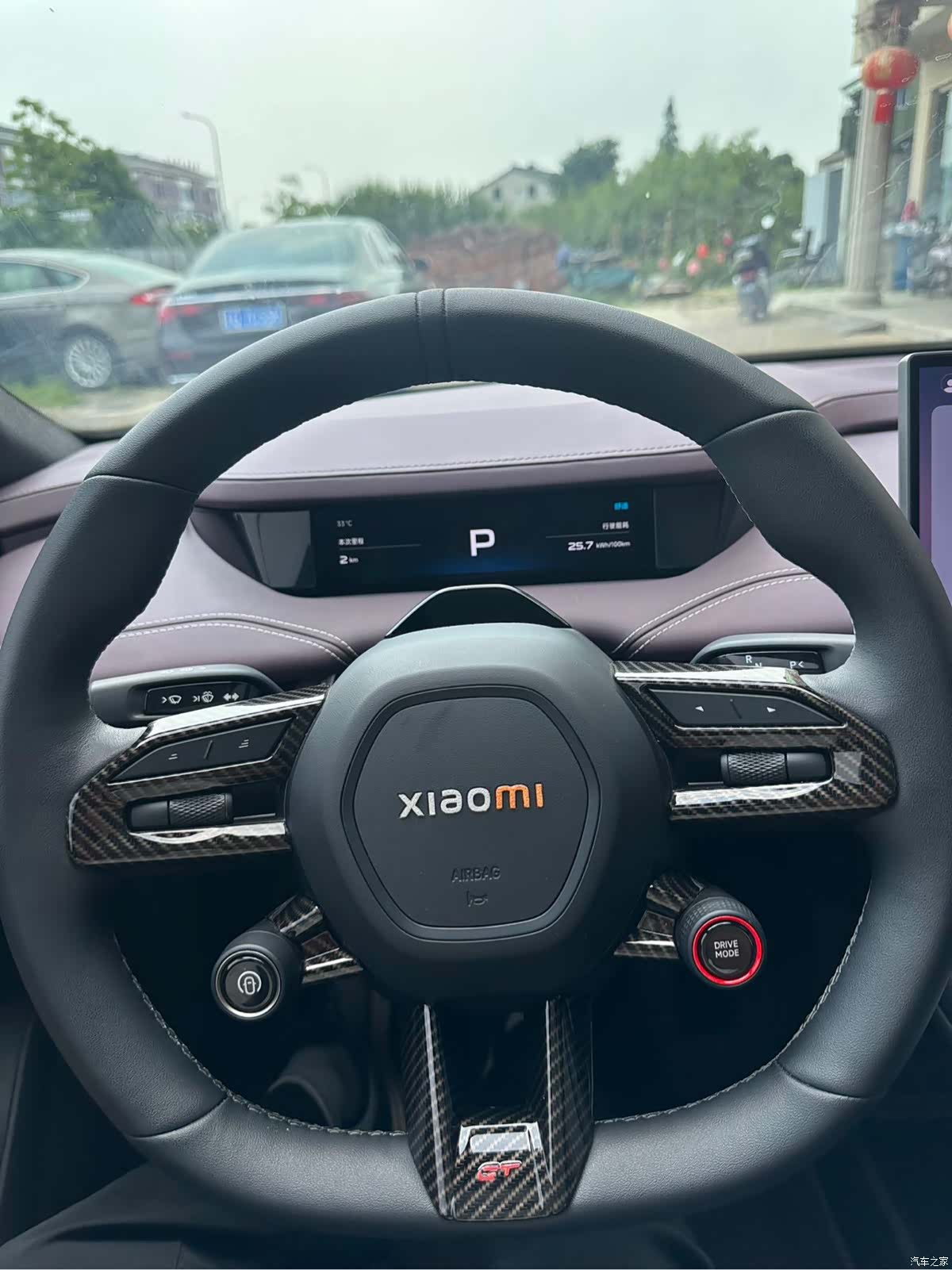 Xiaomi SU7, 2025 11