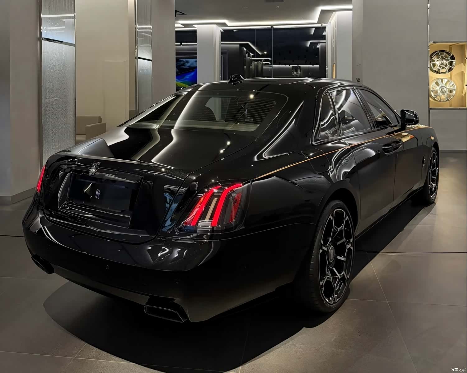 Rolls-Royce Ghost, 2026 9