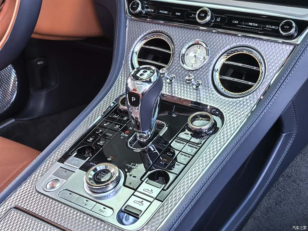 Bentley Continental GT, 2022 11