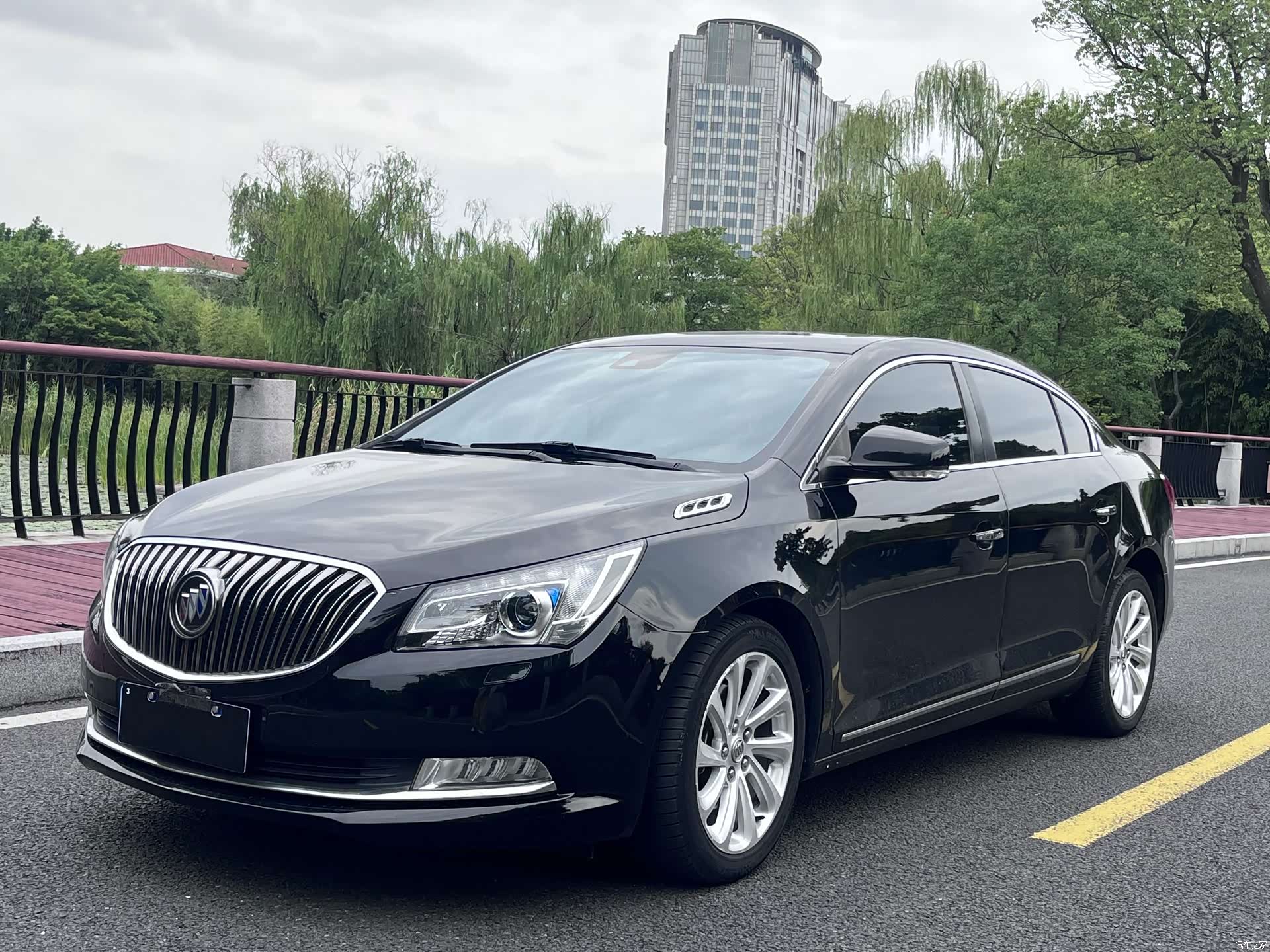 Buick LaCrosse, 2014 1