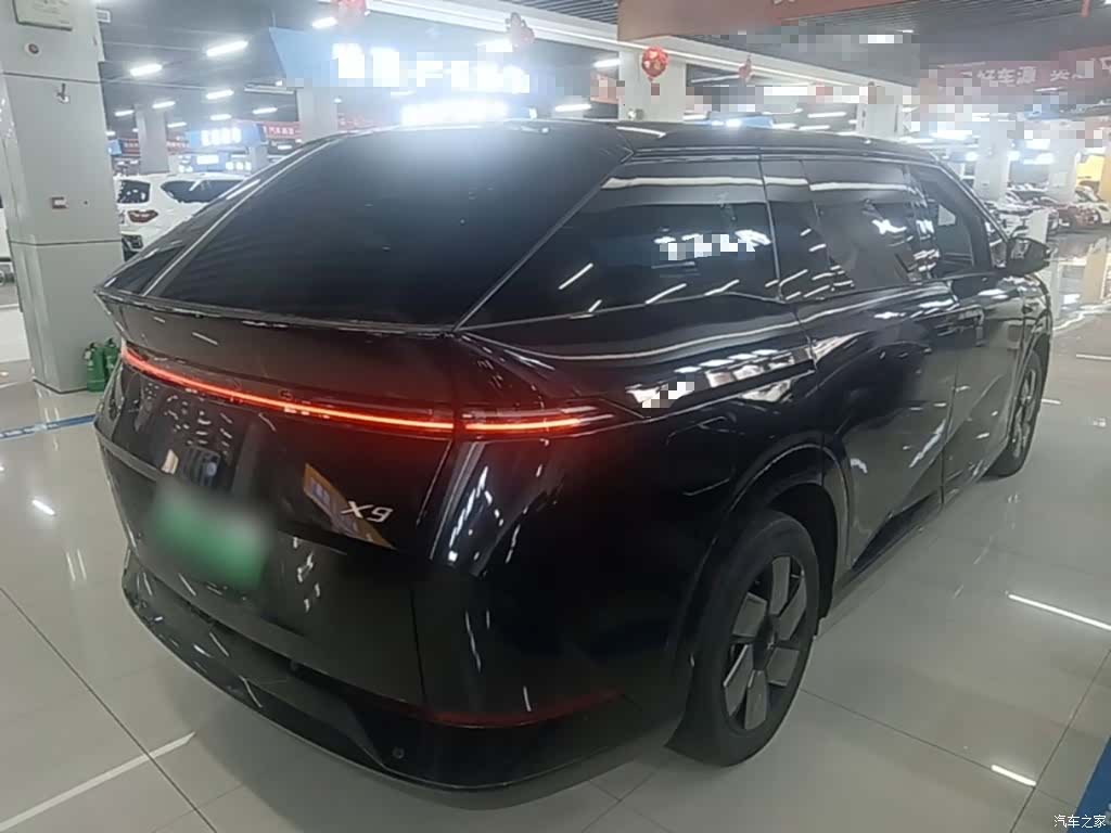 Xpeng X9, 2024 7