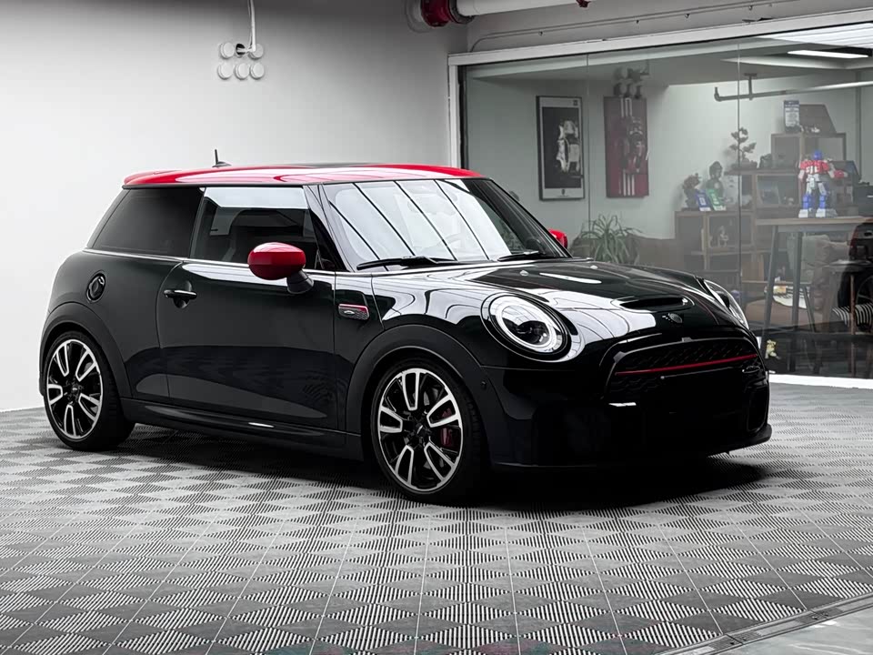 MINI JCW